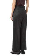 TROUSERS WITH BUTTONS