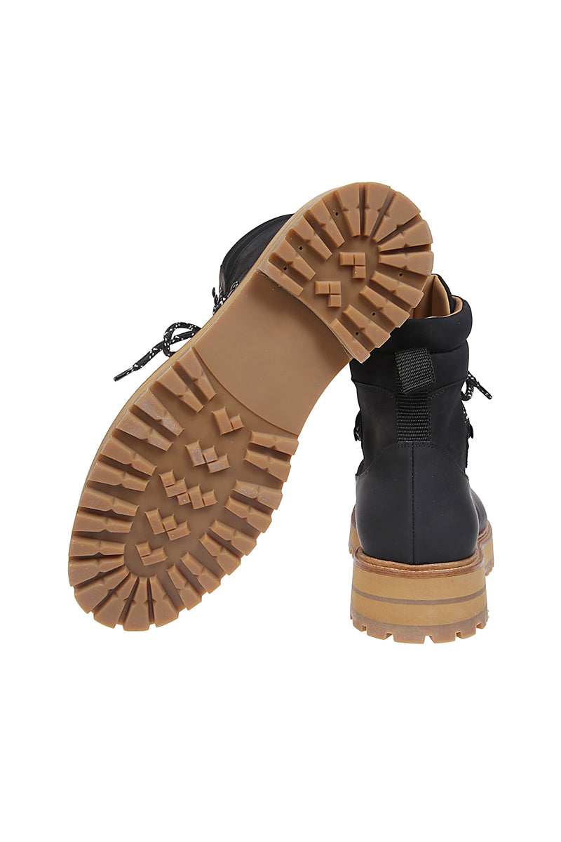 Leather and Nabuk shoe