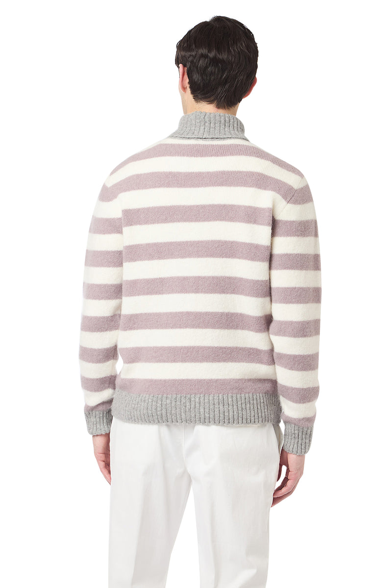 TURTLENECK SWEATER