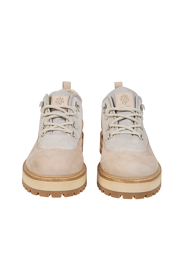 LOW TREKKING SHOE