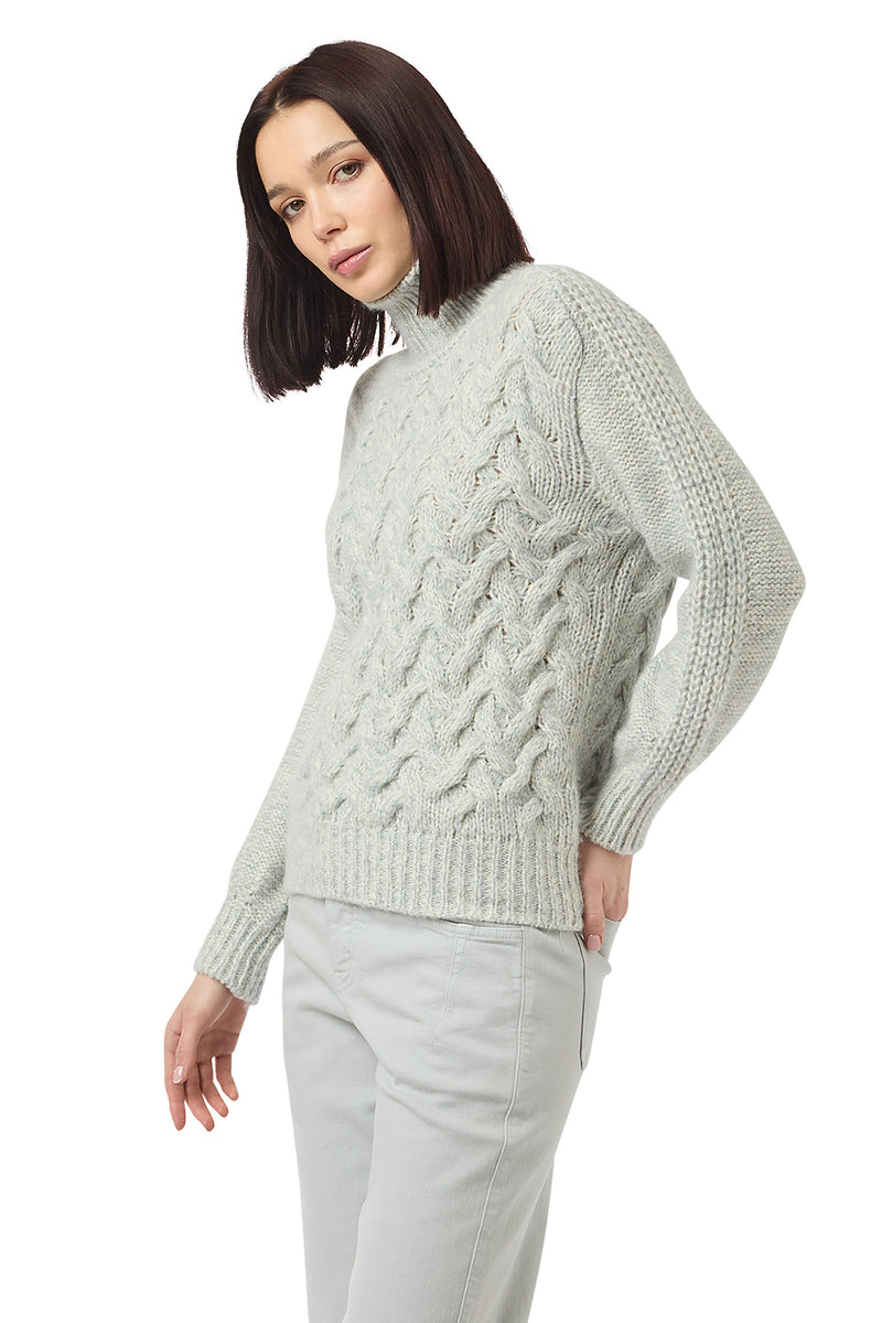 TURTLENECK SWEATER